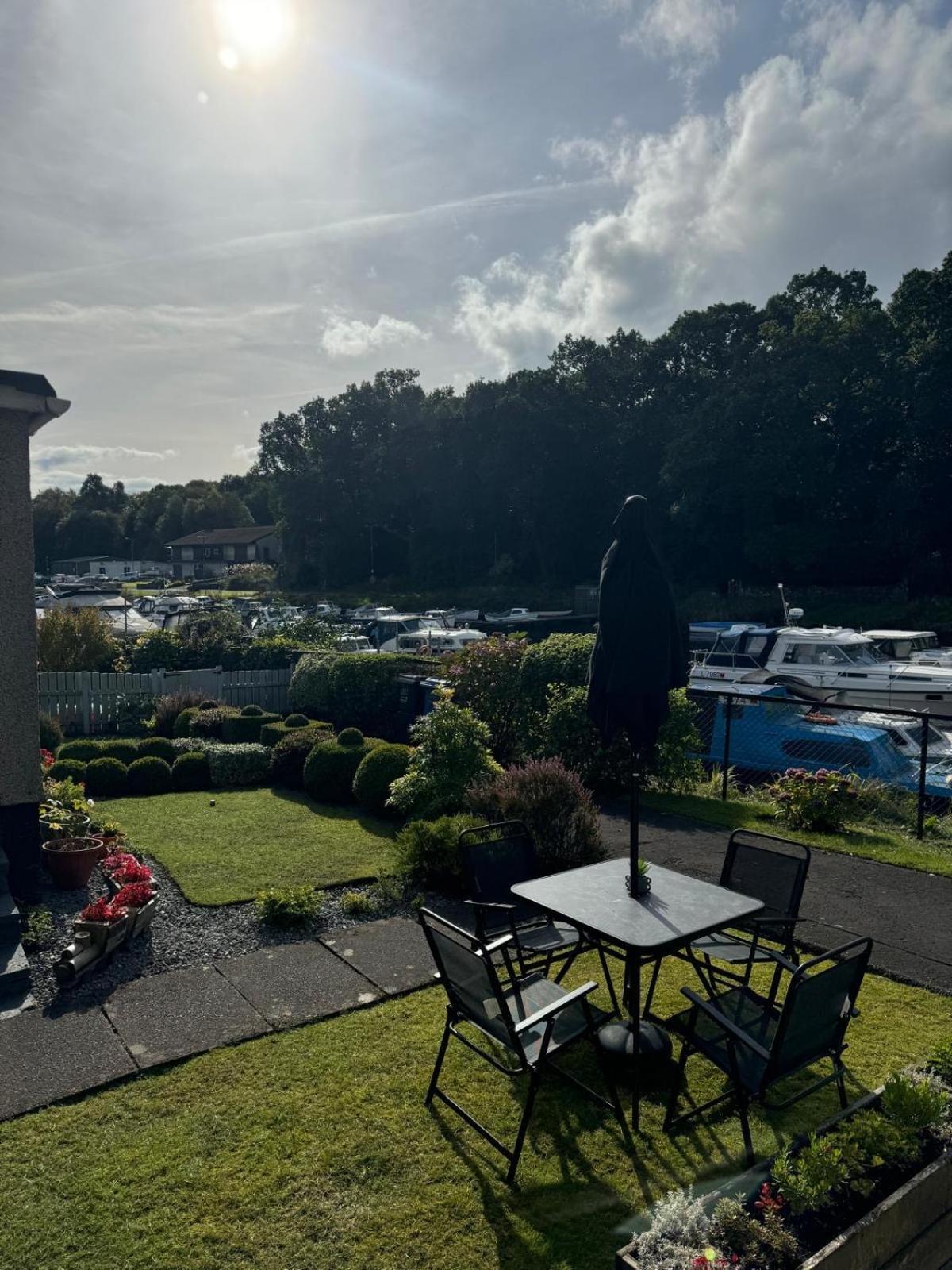 Loch Lomond Riverside Apartments B Balloch Kültér fotó